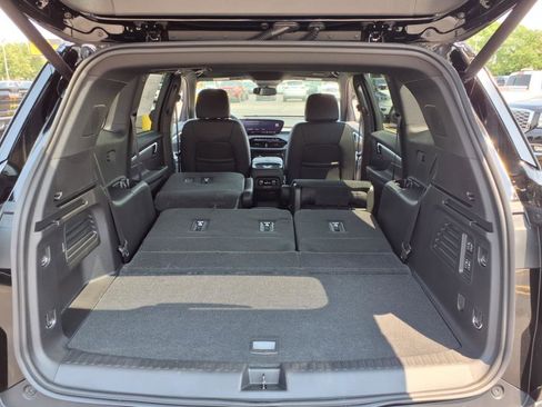 New 2025 Buick Enclave Preferred w/ Power Package image 13