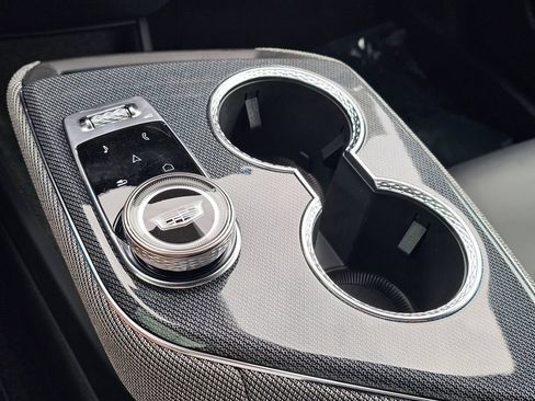 New 2026 Cadillac Optiq Sport 1 AWD/4WD image 32