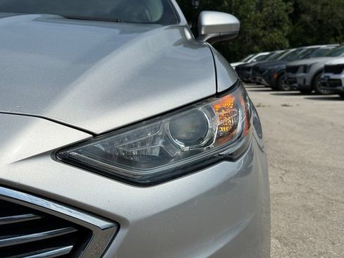 Used 2018 Ford Fusion S FWD image 4