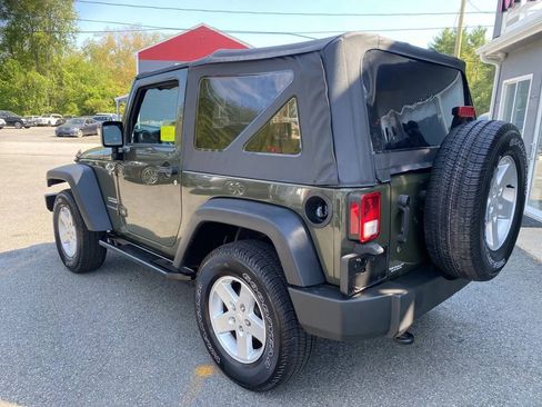 Used 2015 Jeep Wrangler Sport w/ Quick Order Package 23S AWD/4WD image 6