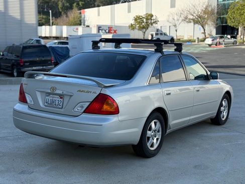 Used 2000 Toyota Avalon XL FWD image 7