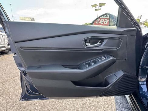Certified 2023 Honda Accord EX image 13