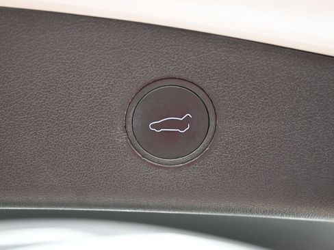 Used 2023 Tesla Model 3 Standard Range RWD image 18