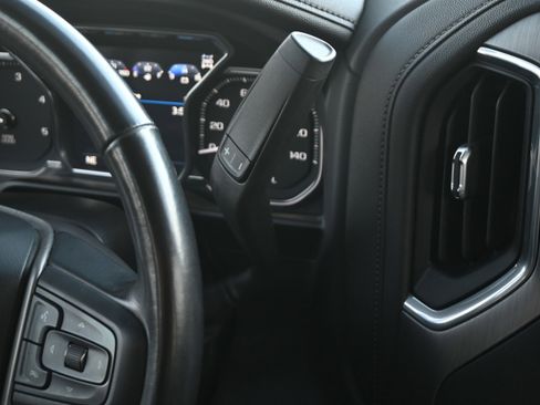 Used 2021 GMC Sierra 2500 Denali w/ Denali Black Diamond Edition image 20