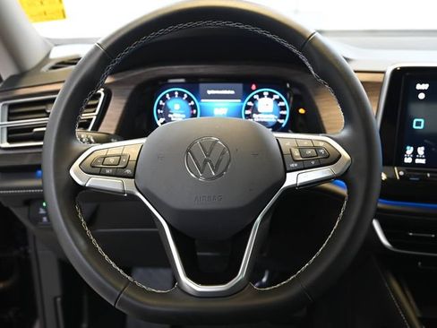 Used 2026 Volkswagen Atlas SEL AWD/4WD image 4