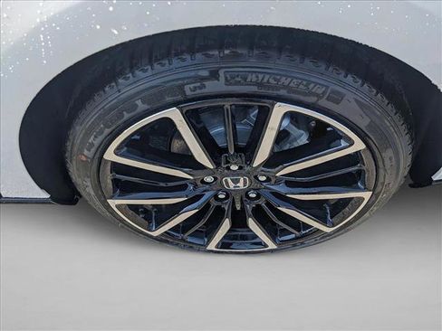 New 2025 Honda Accord Touring image 9