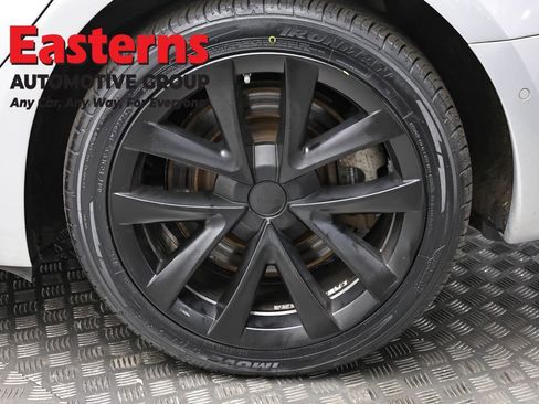 Used 2018 Tesla Model 3 Long Range image 8