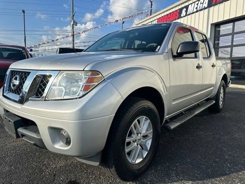Used 2016 Nissan Frontier SV AWD/4WD image 5