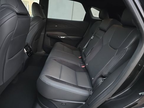 Used 2024 Lexus RX 500h F Sport w/ Convenience Package image 9