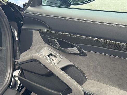 Used 2025 Porsche 718 Cayman GT4 RS RWD image 57