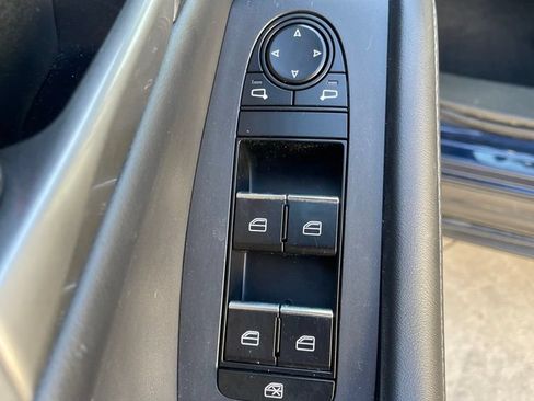 Used 2021 MAZDA CX-30 FWD 2.5 S w/ Select Package image 16
