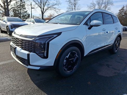 New 2026 Kia Sportage EX AWD/4WD image 3
