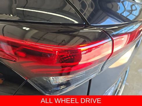 Used 2021 Toyota Highlander Platinum AWD/4WD image 35