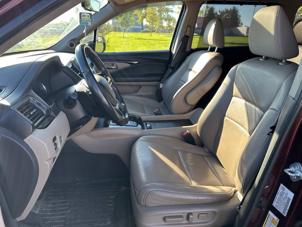 Used 2021 Honda Pilot Touring image 18