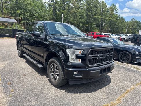 Used 2017 Ford F150 Lariat w/ Equipment Group 502A Luxury AWD/4WD image 1