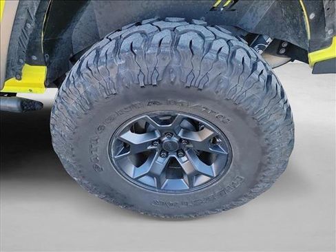 Used 2023 Jeep Wrangler Unlimited Rubicon w/ Cold Weather Group image 19