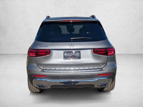 New 2026 Mercedes-Benz GLB 250 GLB 250 image 8