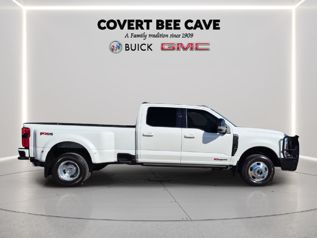 Used 2026 Ford F350 Platinum AWD/4WD image 8