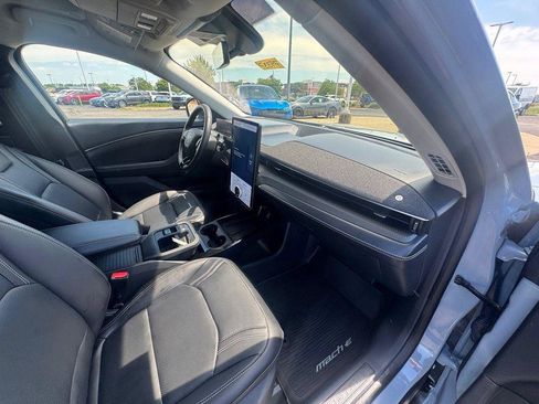Certified 2025 Ford Mustang Mach-E Premium AWD/4WD image 17