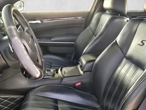 Used 2019 Chrysler 300 S image 19