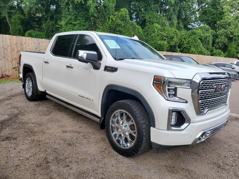Used 2019 GMC Sierra 1500 Denali w/ Technology Package AWD/4WD image 9