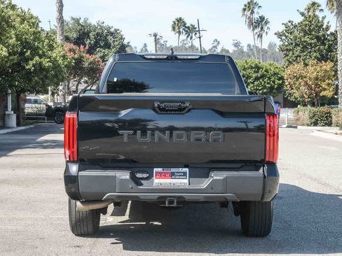 Used 2024 Toyota Tundra Limited AWD/4WD image 8