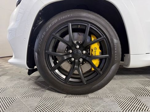 Used 2021 Jeep Grand Cherokee Trackhawk AWD/4WD image 11