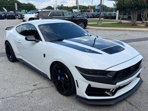 Used 2024 Ford Mustang Dark Horse RWD image 3