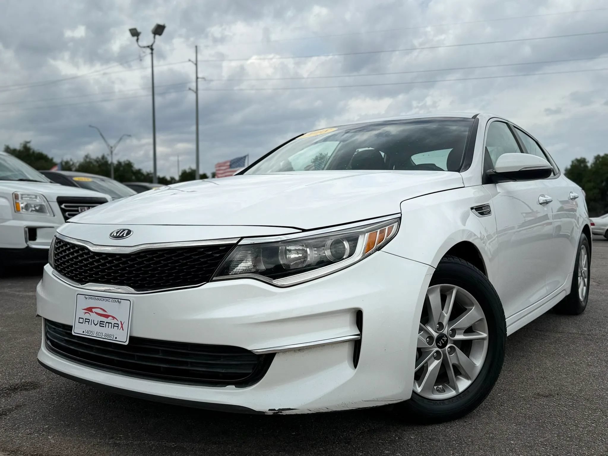 Used 2018 Kia Optima LX FWD image 11