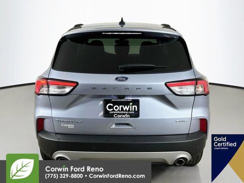 Used 2022 Ford Escape Titanium AWD/4WD image 8