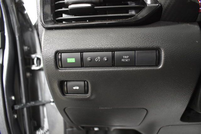 Used 2023 Nissan Sentra SV w/ SV Premium Package FWD image 14