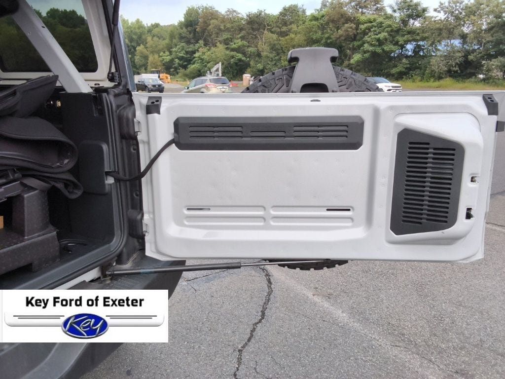 Used 2026 Ford Bronco Badlands AWD/4WD image 16