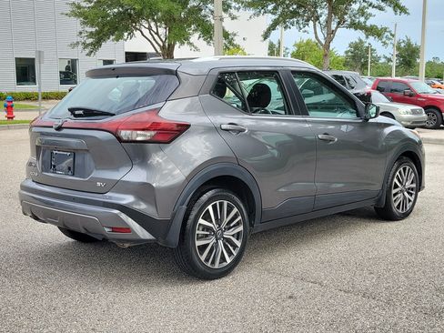 Certified 2022 Nissan Kicks SV FWD image 6