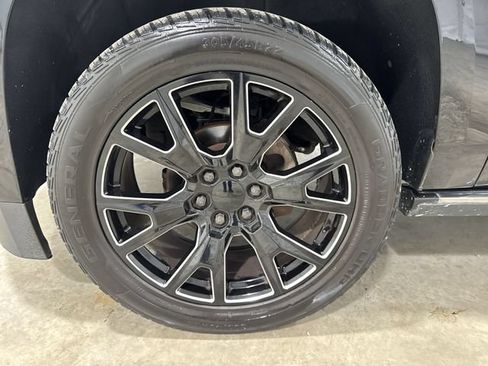 Used 2016 Chevrolet Tahoe LTZ RWD image 34