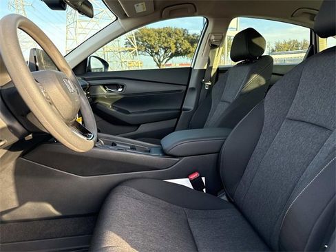 Used 2025 Honda Accord LX image 7