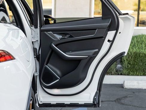 New 2026 Jaguar F-PACE R-Dynamic S image 23