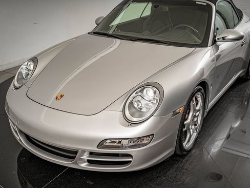Used 2005 Porsche 911 Carrera S image 17