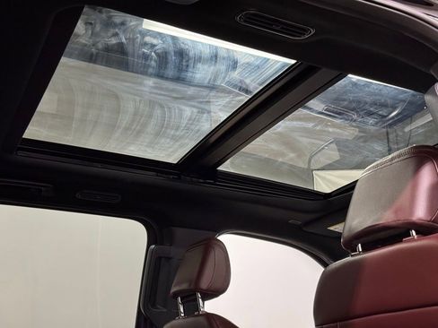 Used 2024 Ford Expedition Max Limited image 24