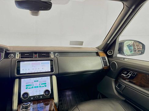 Used 2021 Land Rover Range Rover AWD/4WD image 32