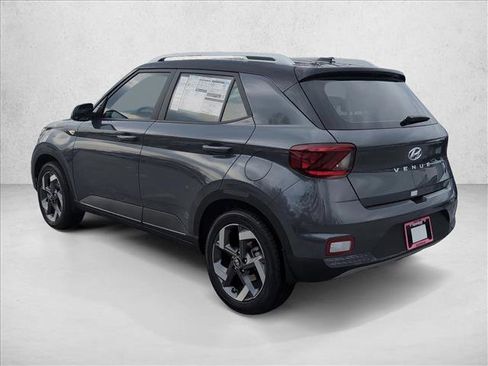 New 2026 Hyundai Venue SEL image 9