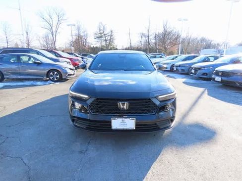 Used 2023 Honda Accord Sport image 6