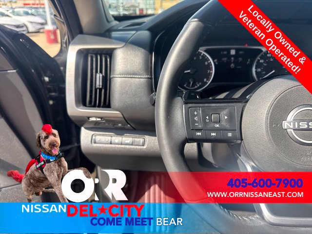 Used 2024 Nissan Pathfinder SL w/ SL Premium Package FWD image 20