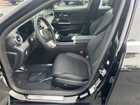 Certified 2025 Mercedes-Benz C 300 Sedan image 9