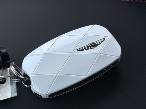 Used 2026 Genesis GV70 3.5T Sport Prestige image 30