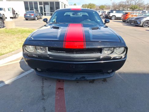 Used 2012 Dodge Challenger Rallye Redline image 9