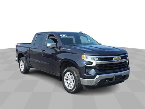 Used 2022 Chevrolet Silverado 1500 LT image 3