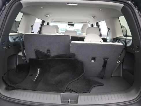 Used 2024 Hyundai Santa Fe SE FWD image 32