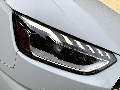 Used 2023 Audi A4 2.0T Premium w/ Convenience Package image 30