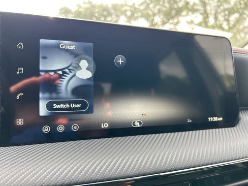 New 2026 Nissan Kicks SR w/ Illumination Package image 25