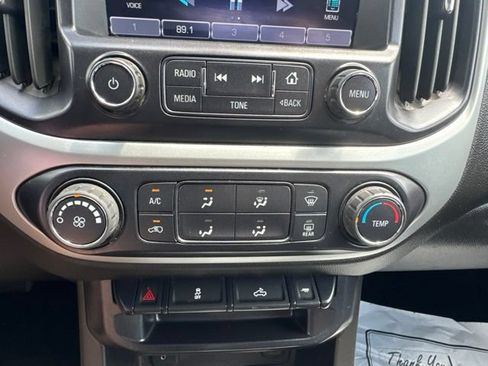 Used 2015 Chevrolet Colorado LT w/ LT Convenience Package AWD/4WD image 17